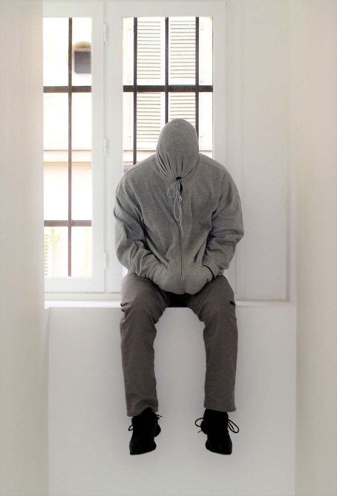 Mark Jenkins, The luxury of isolation, 2018