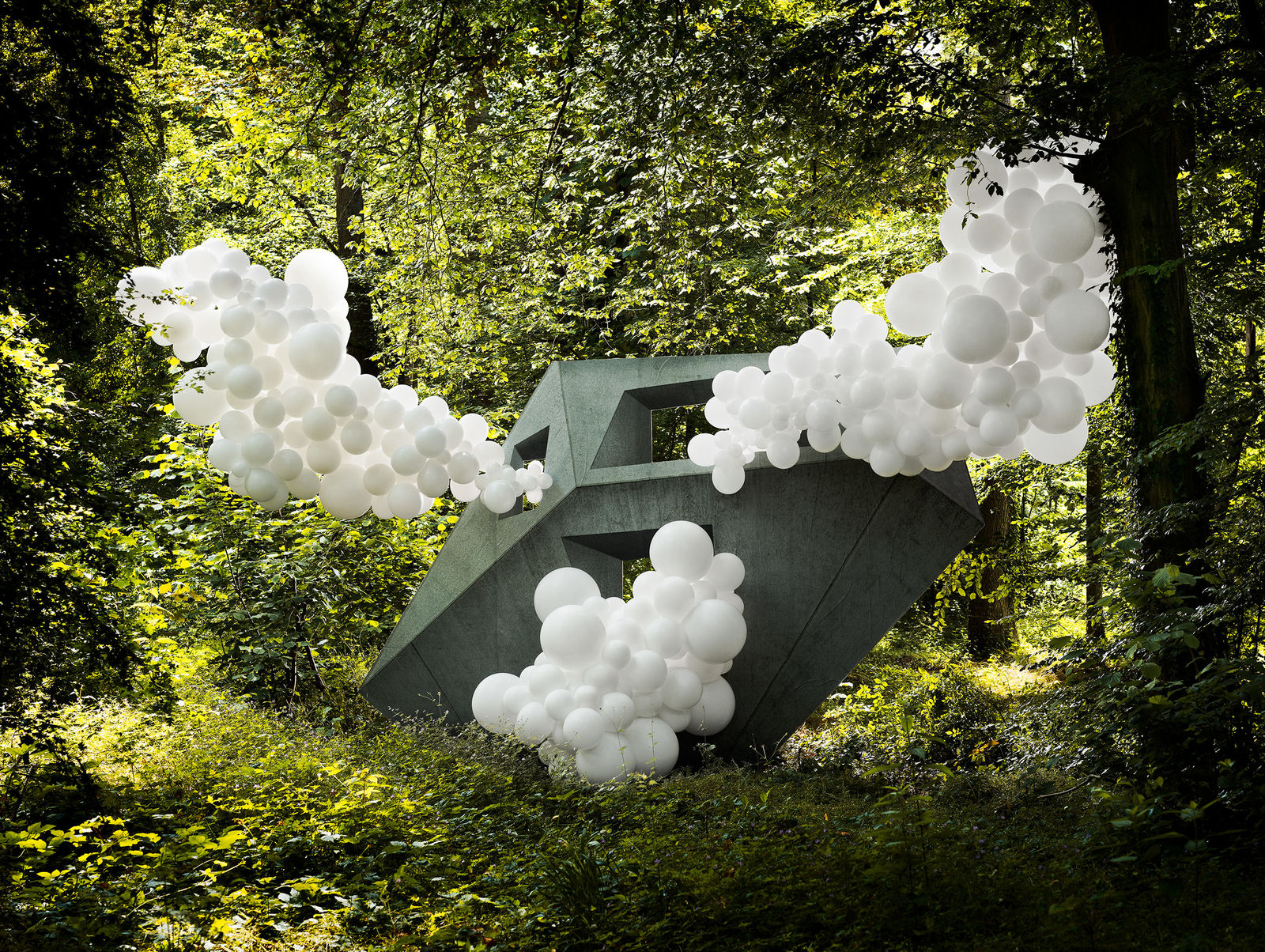 Charles Petillon, Brutalisme (large), 2024