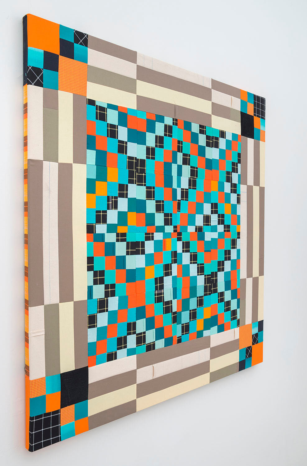 3/4 view of Peripheral Shift from the left.