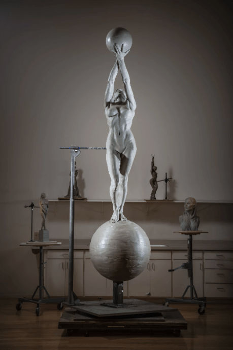 Richard MacDonald, Diana Earth & Moon Heroic, 2018