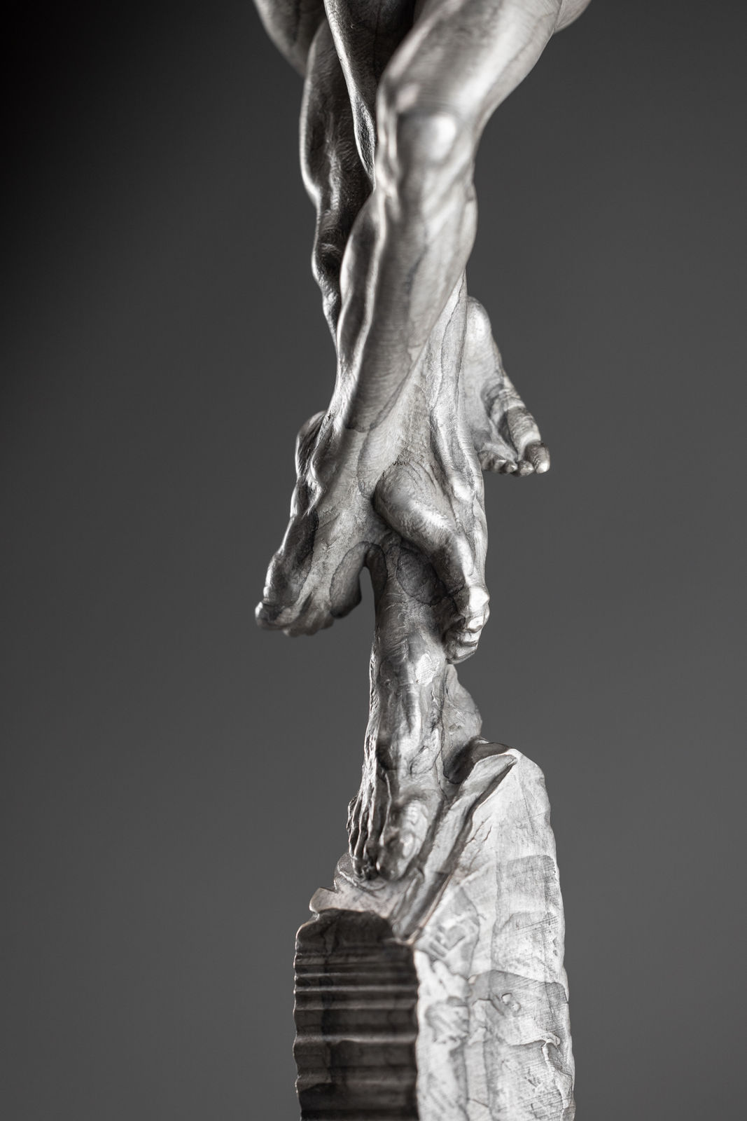 Richard MacDonald, Origins, Atelier, Platinum, 2023