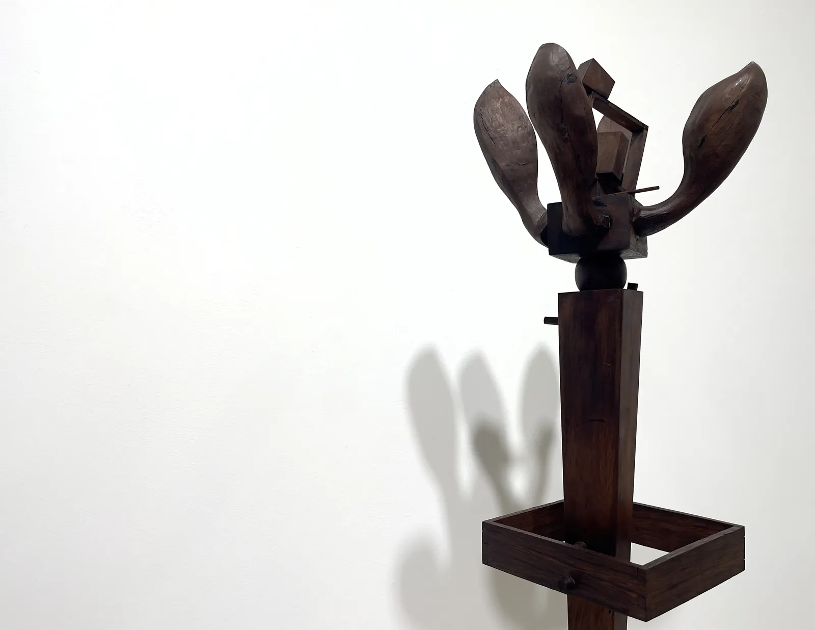 Leslie Oliver, A Sincere Human Attempt at a Flower, 2026