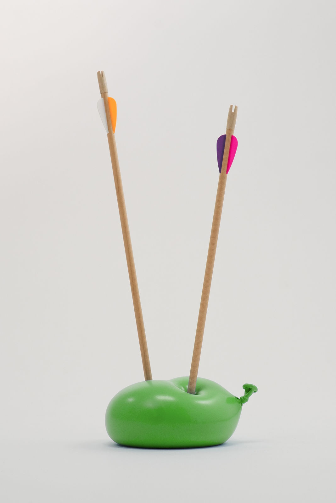 Nano Abia, Último Instante. Double arrow balloon. Verde., 2023