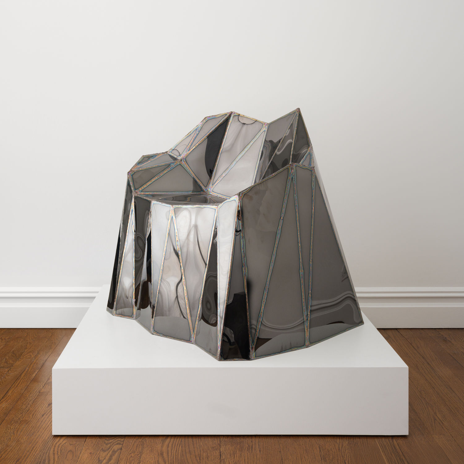 Julian Mayor, Fernando Chair, 2025