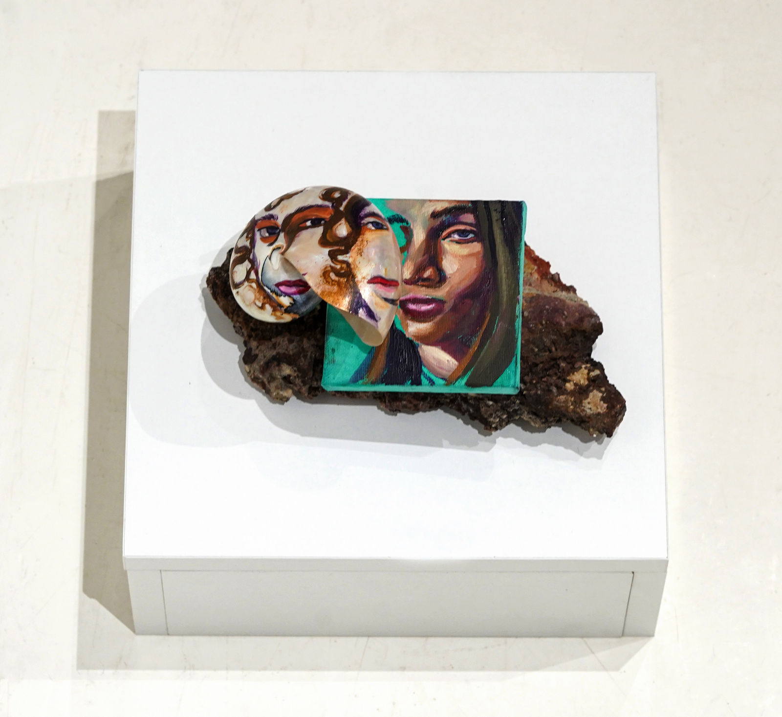 Gisela McDaniel, Being on the outside allows you to see the inside more clearly, 2025