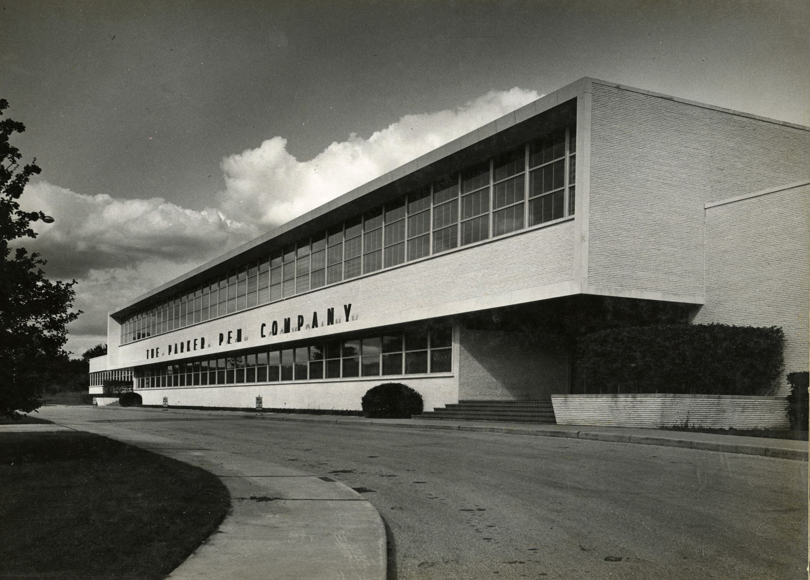 Jim Warner, Photographic Presentation Album Showing the Parker Pen Company in Janesville, WI , 1950s