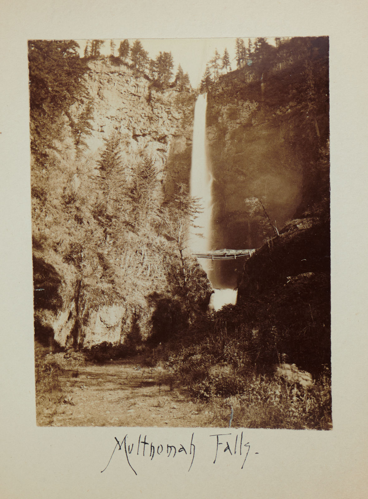 Martin Mason Hazeltine, [Souvenir of the Columbia River, Oregon], c. 1885-1890