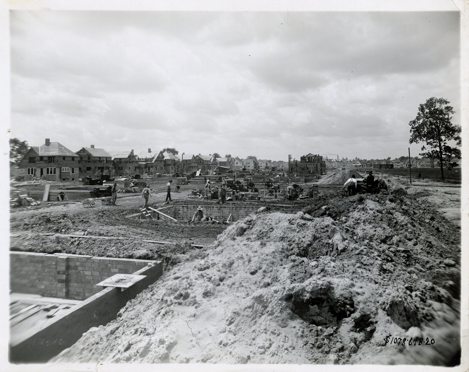[Ford Homes], Group of Photos Showing Construction Dearborn-Area Planned Neighborhood, 1919-20