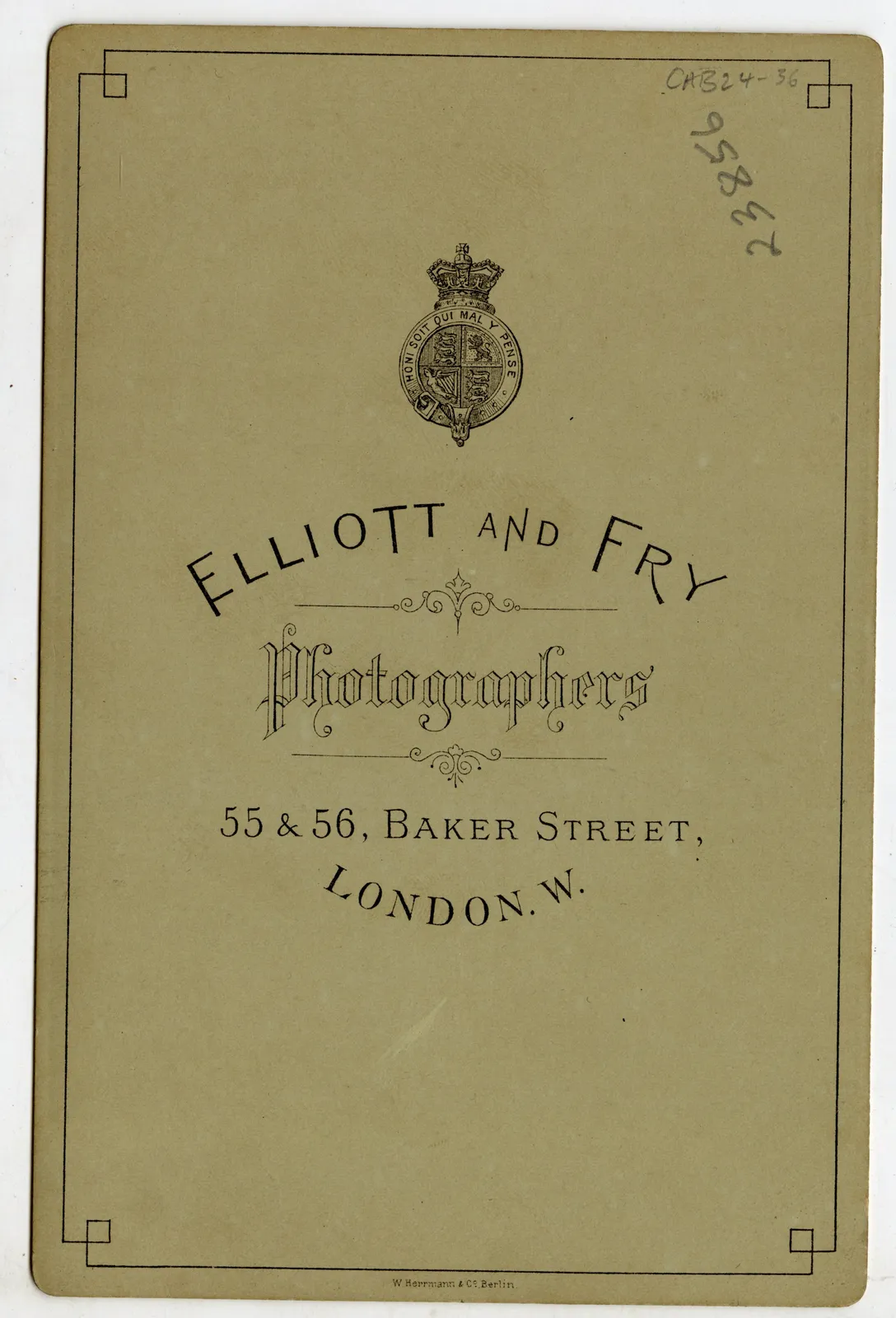 Elliot and Fry, Portrait of Miss Lillian Smith The Celebrated Californian Rifle Shot, c. 1887