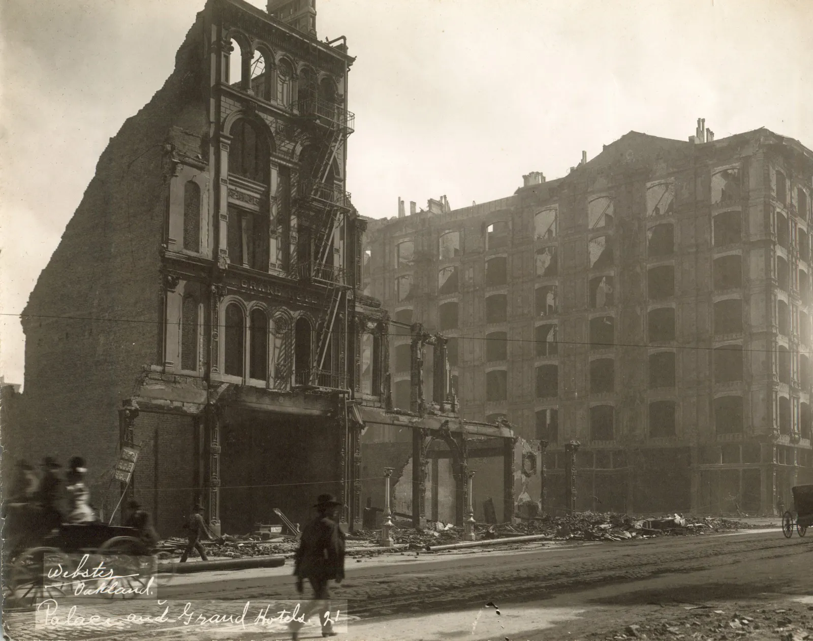 [San Francisco Earthquake], Scenes of the city in ruins, c. 1906