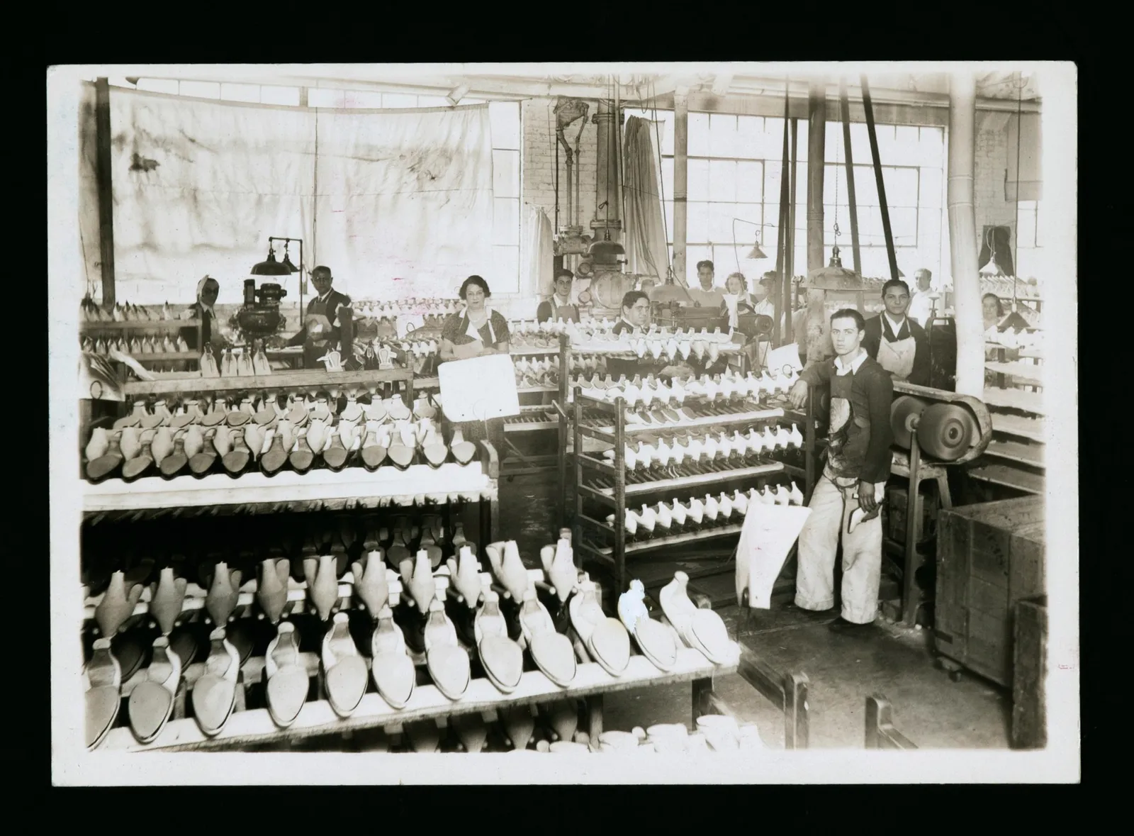 [Fern Shoe Co.], Album of a Los Angeles Footwear Manufacturer, c. 1933