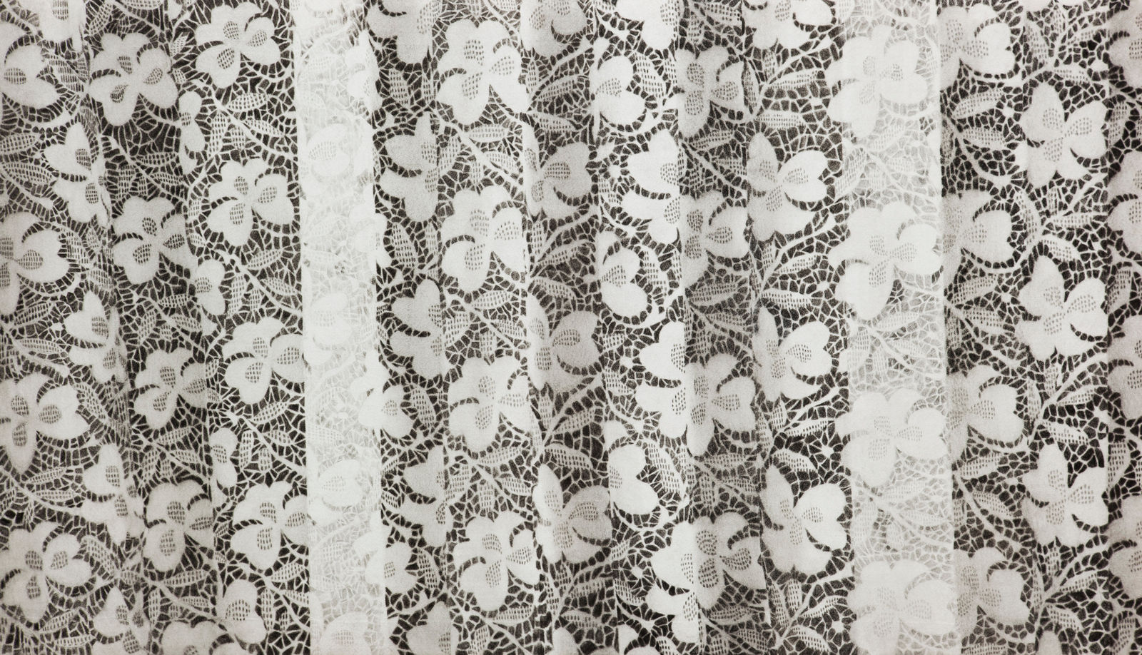 ZHANG Yunyao 张云垚, Braided Pattern 被编织的图案, 2013