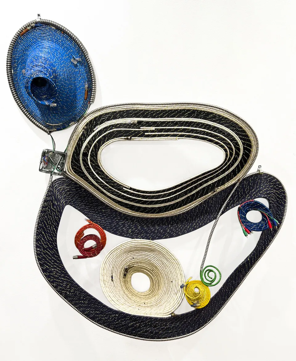 Chenhung Chen, Krishna's Mouth Wire, 2024