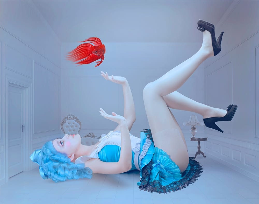 Natalie Shau, Alice drowning, 2013