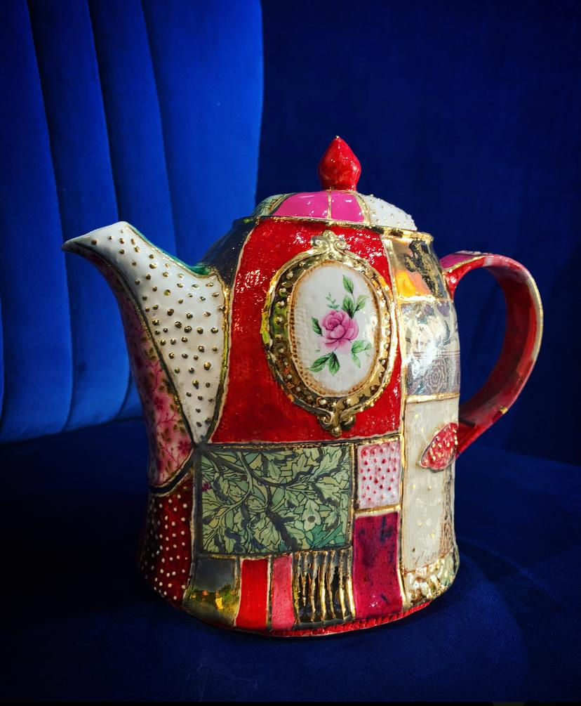 Ceramic Tales, Palpitation Ceramic Tea Set, 2021