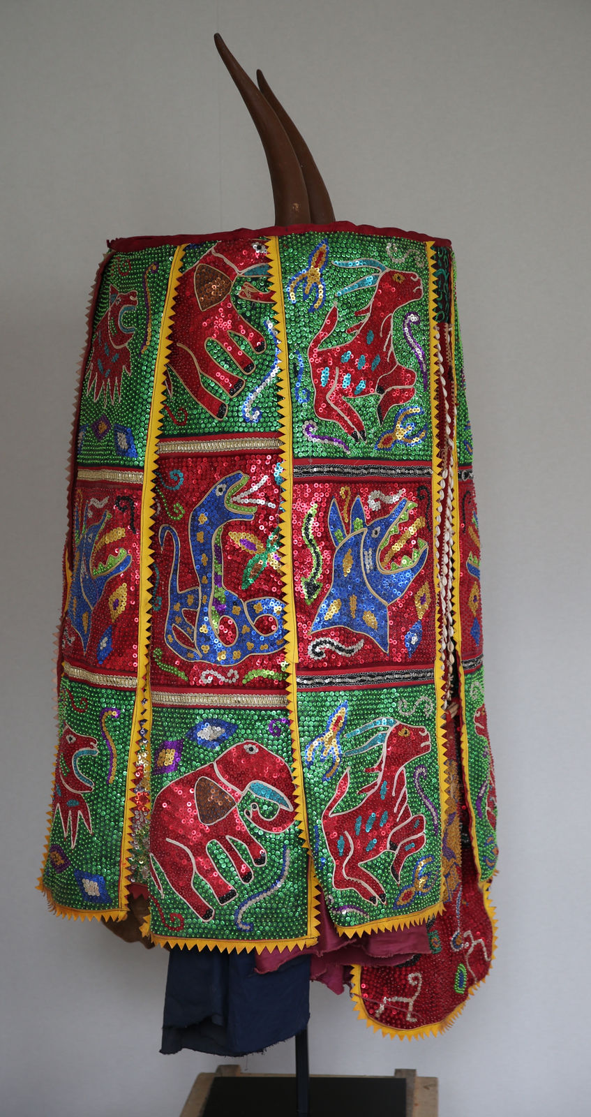 Anonymous Yoruba artist (Republic of Benin), Egungun masquerade costume, late 20th century