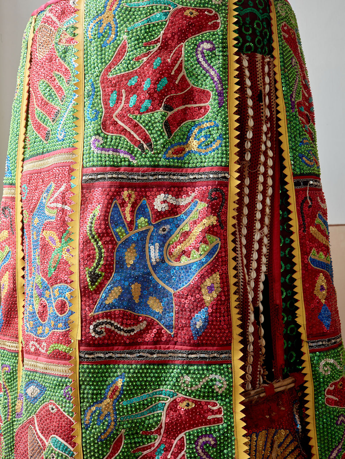 Anonymous Yoruba artist (Republic of Benin), Egungun masquerade costume, late 20th century