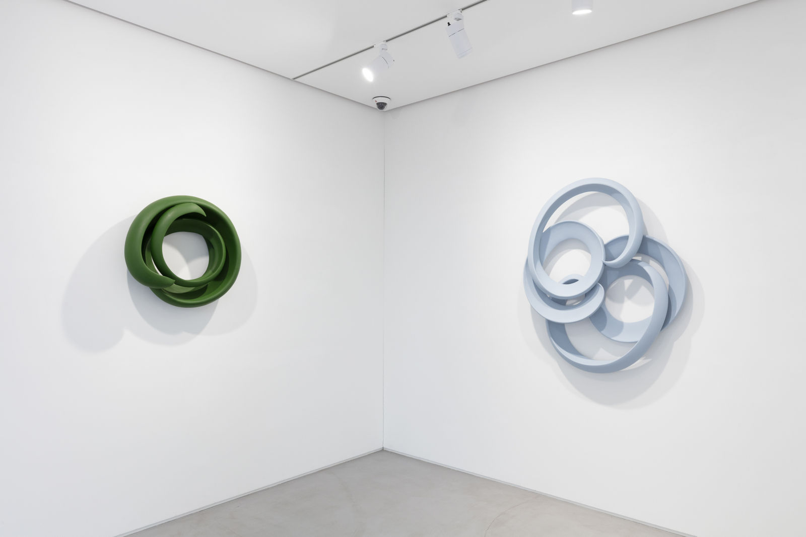 Greem Jeong 정그림, Quiet Embrace , 2026