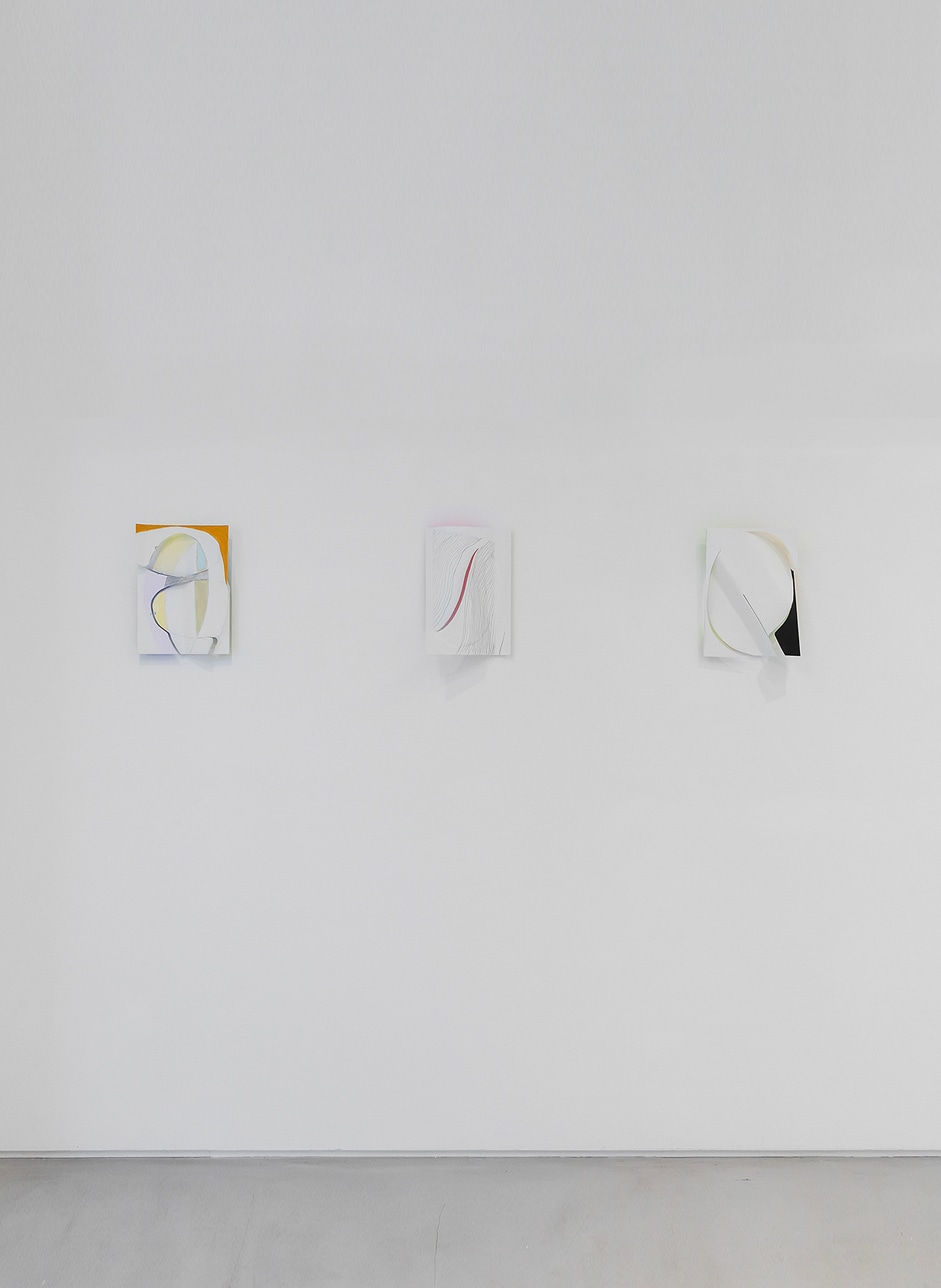 Kwantaeck Park 박관택, Not wood, Not ball, Not belly, 2025