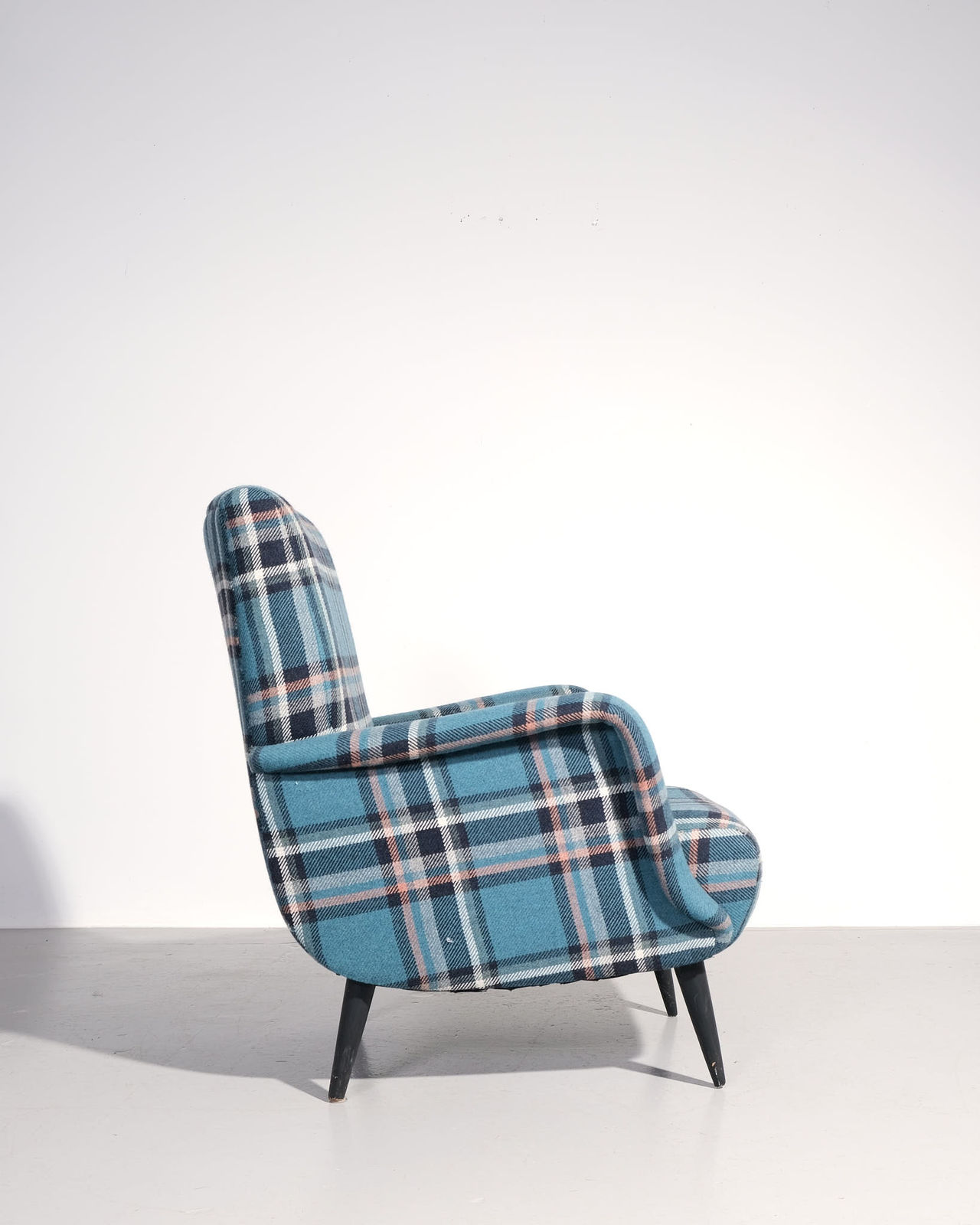 Italian, Pair of armchairs