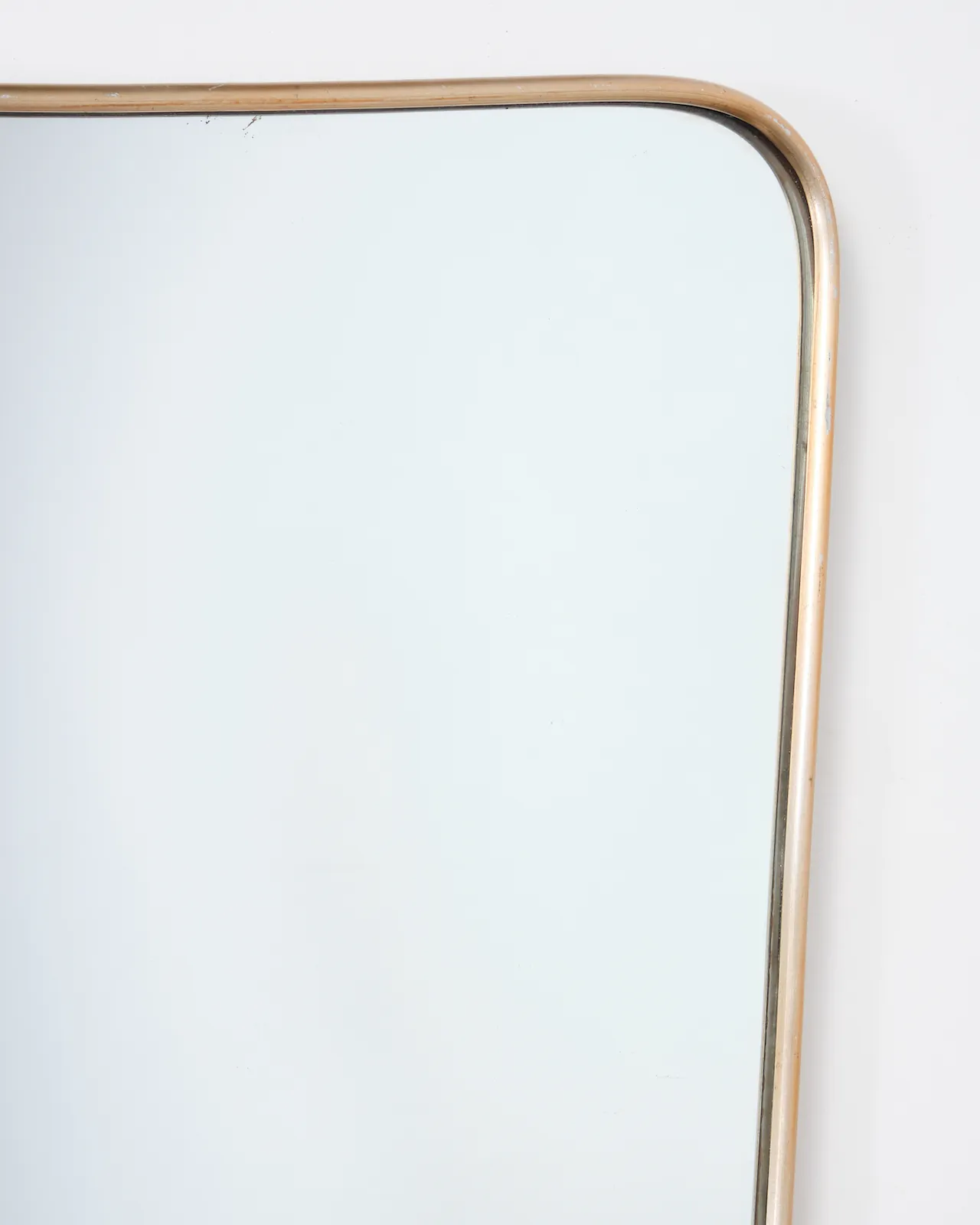 Amma Torino, Curved Edge Mirror