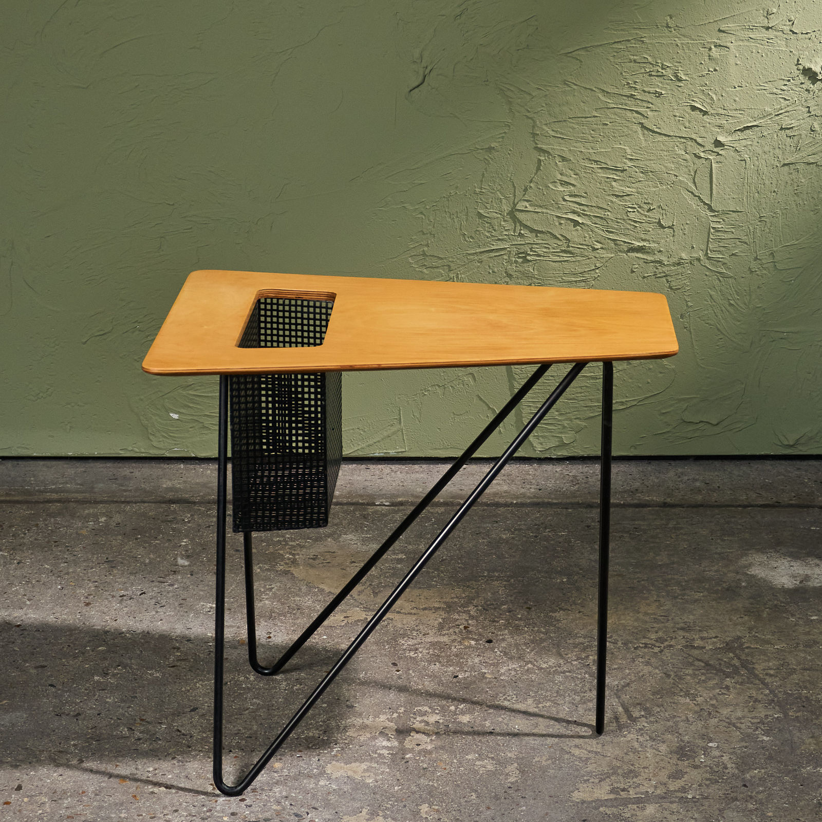 Cees Braakman, Rare Side Table 'TM03' for Pastoe in Birch and Metal, The Netherlands, 1953