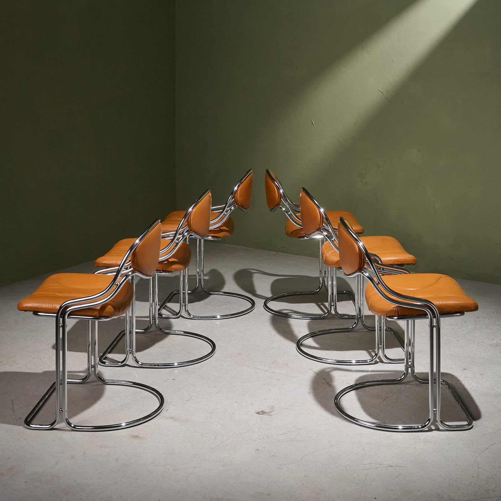 Cognac Leather Dining Chairs with Tubular Chrome Frame and Cognac Leather Seating, Italy, 1970s