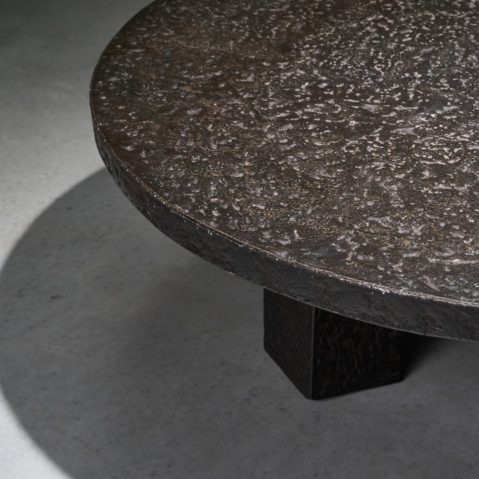 Circular Brutalist Coffee Table in Stone Composite Resin, Europe, 1970s