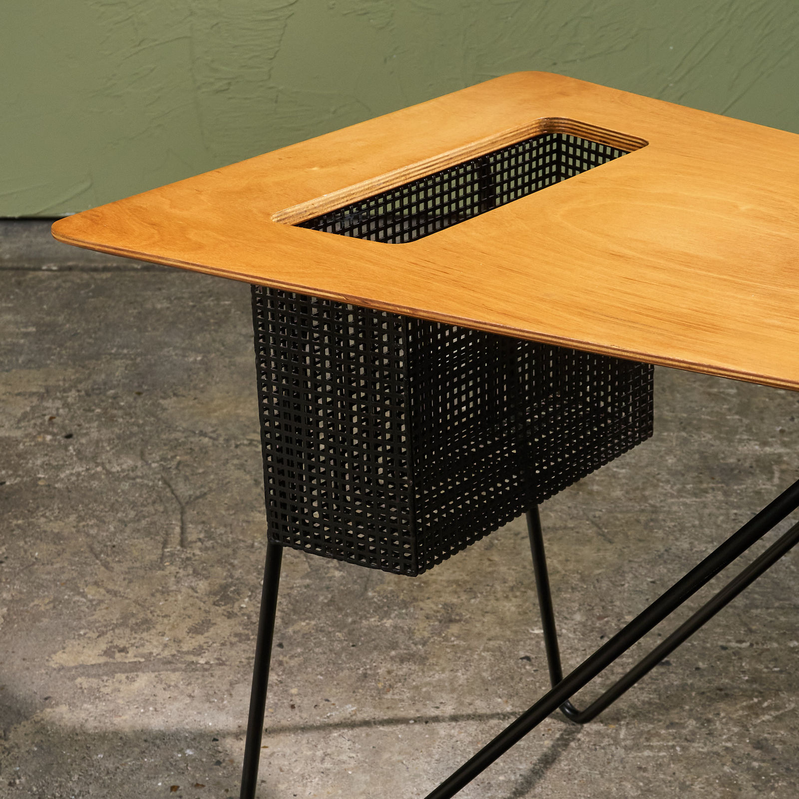 Cees Braakman, Rare Side Table 'TM03' for Pastoe in Birch and Metal, The Netherlands, 1953