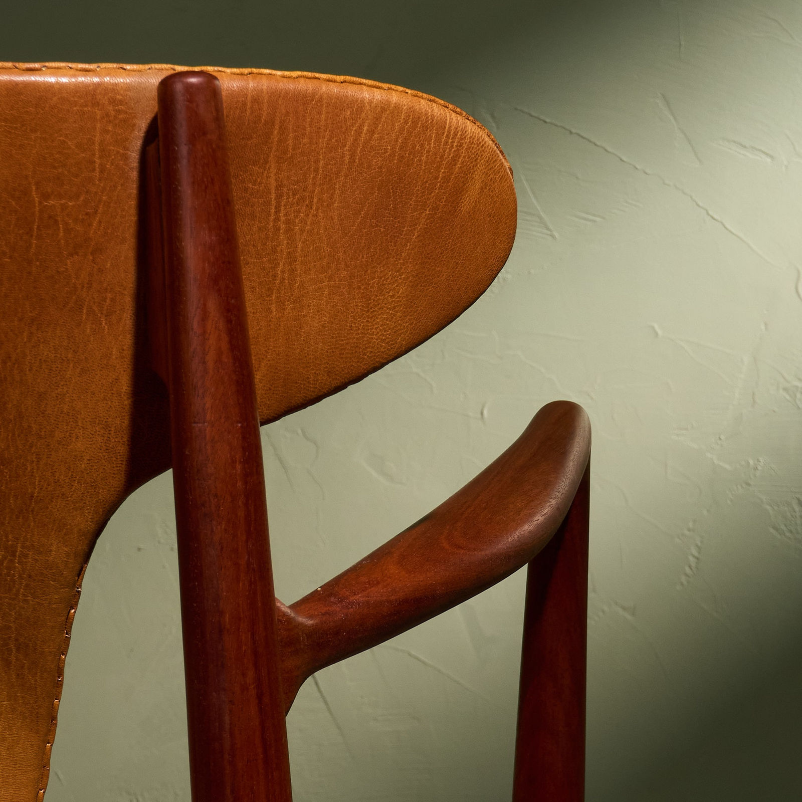 Nils & Eva Koppel, Arm Chair in Patinated Niger Leather and Teak by Slagelse Møbelfabrik, Denmark, 1960s