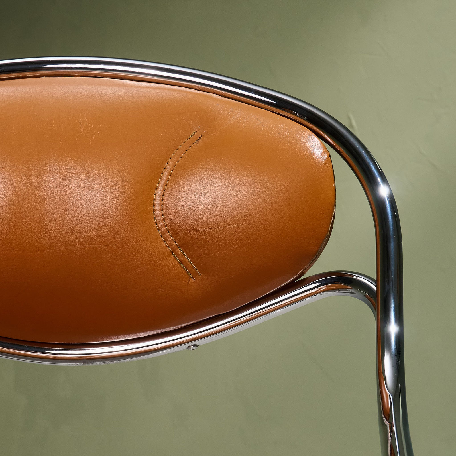 Cognac Leather Dining Chairs with Tubular Chrome Frame and Cognac Leather Seating, Italy, 1970s