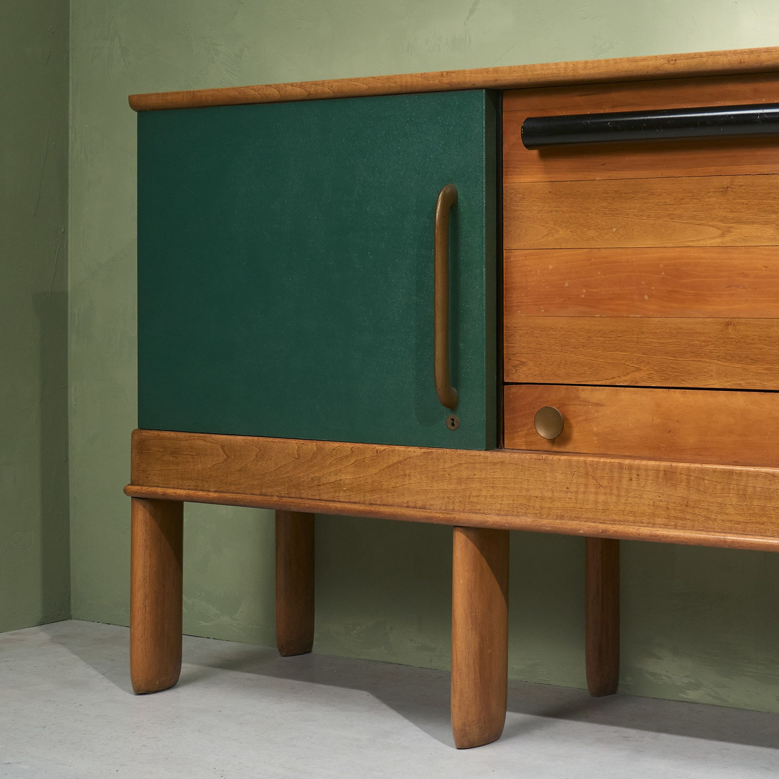 Oversized Sideboard with Bar Section in Walnut, Green Leatherette and Brass, Italy, 1930s