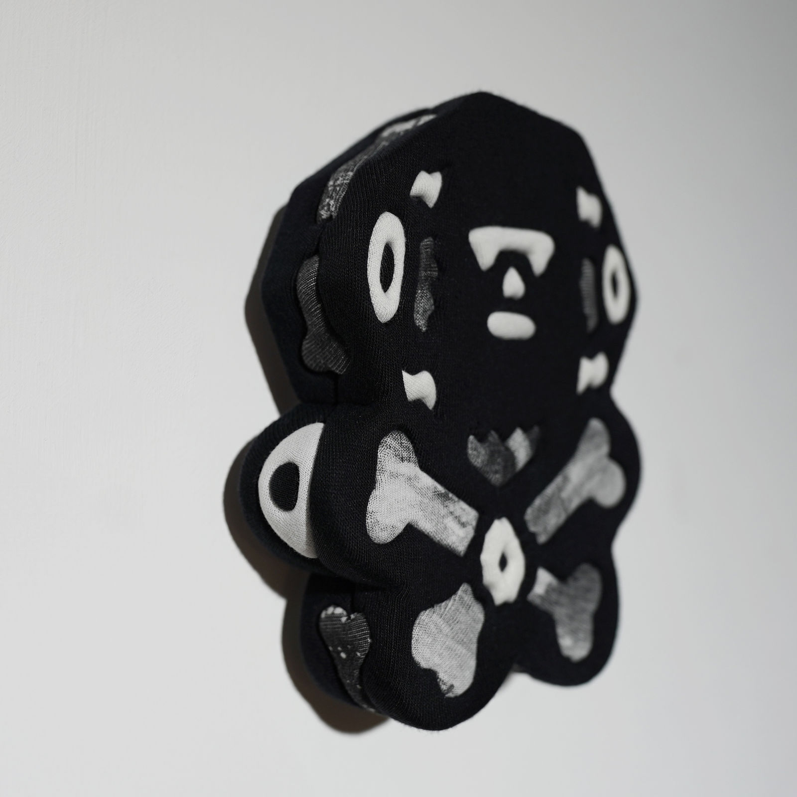 劉正堃 Abei LIU, Unseen and Undiscovered - Bon Bon, 2024