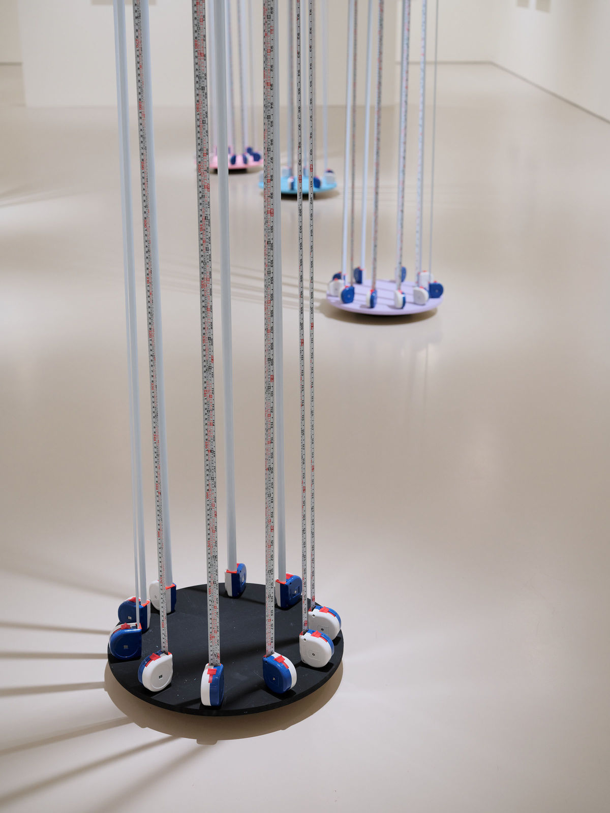 莊普 TSONG Pu, 光塵呎度 Worldly Scale, 2022