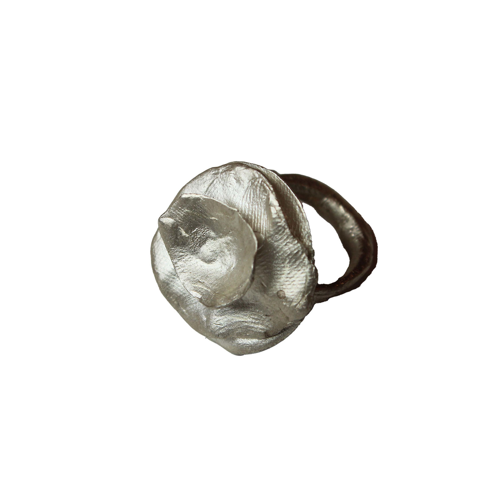 Emily McCulloch Childs, Ring (Bunurong Country, VIC), 2024