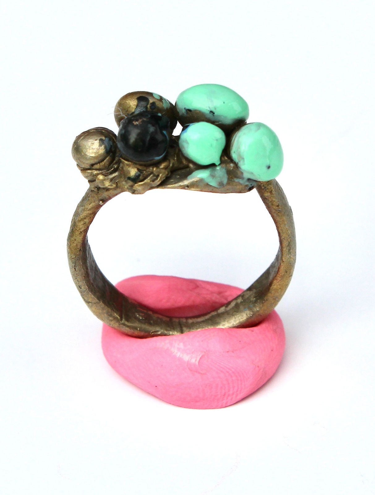 Emily McCulloch Childs, Ring (Bunurong Country, VIC), 2023