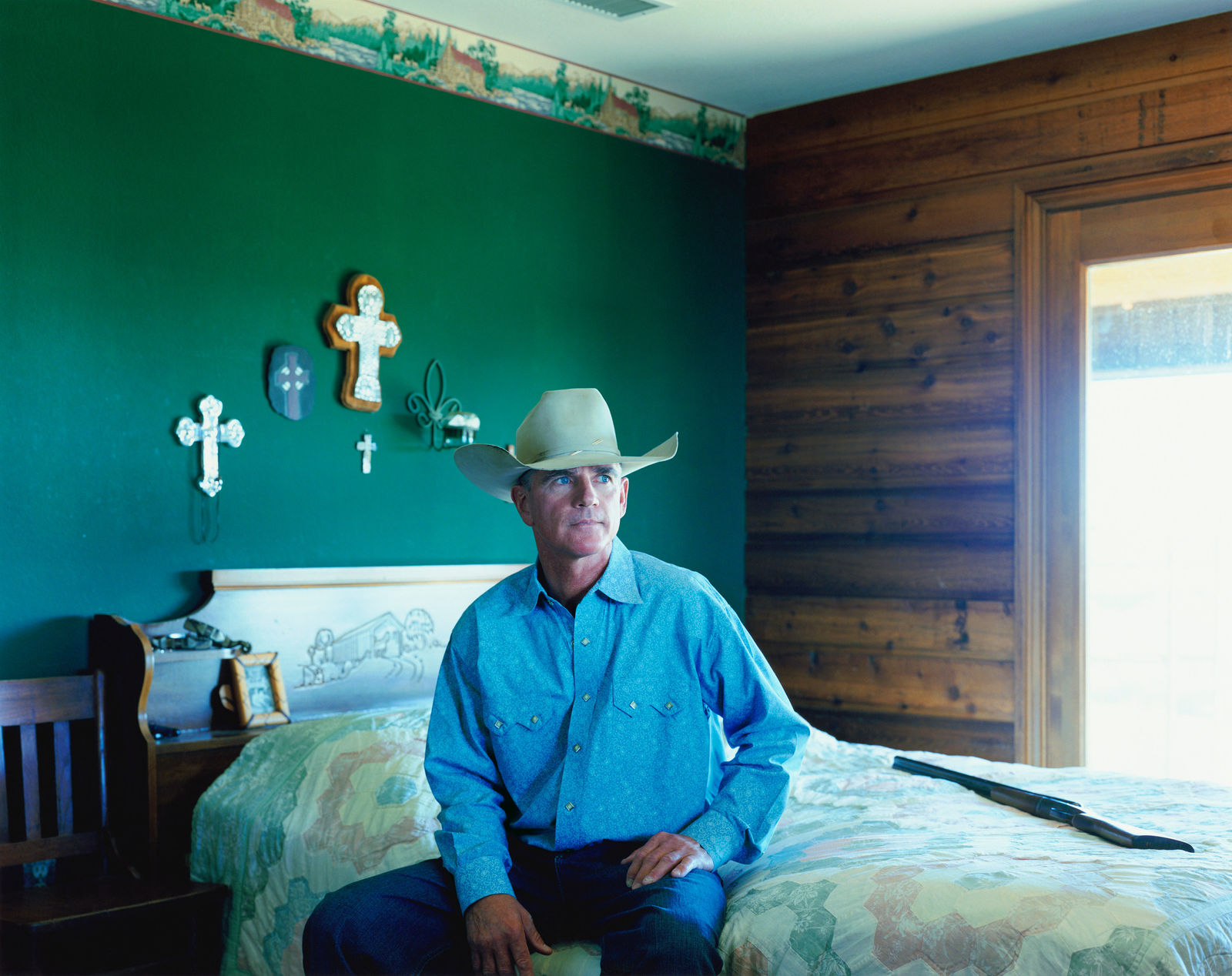 JANE HILTON, CHRIS LAWRENCE, RANCHER, SEYMOUR, TEXAS, 2009