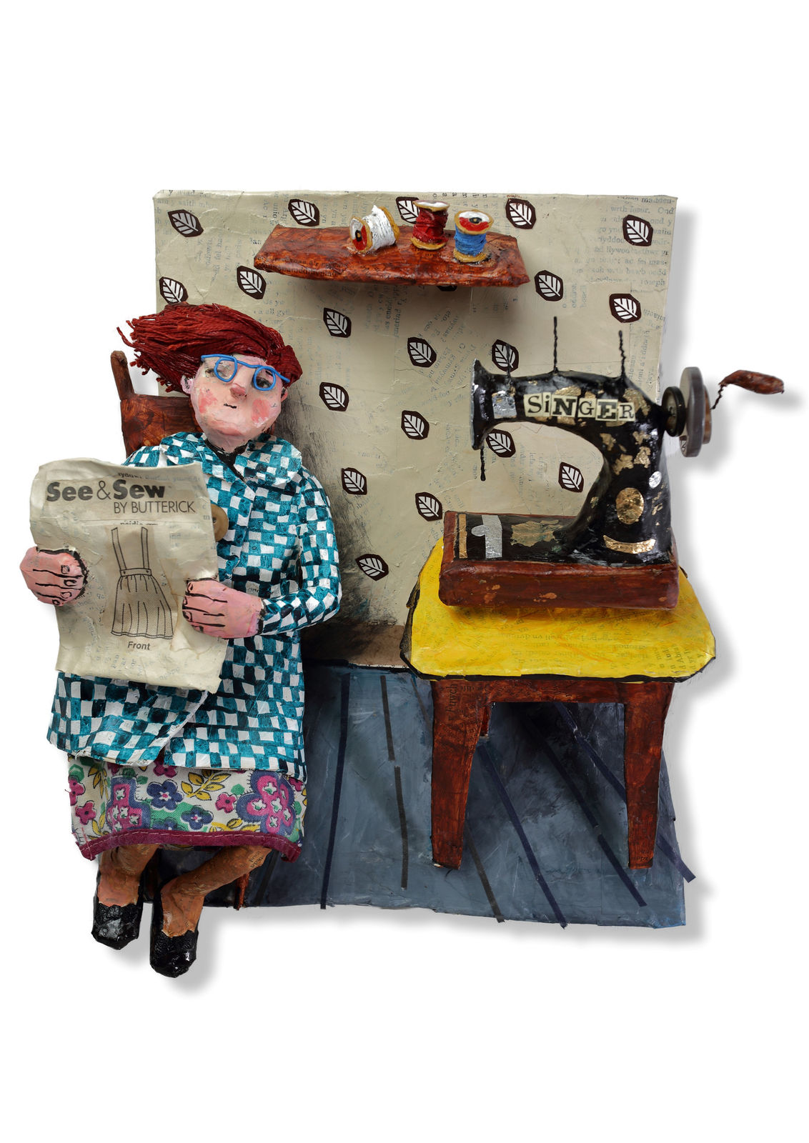 Luned Rhys Parri, Peiriant Gwnïo a Bwrdd Bach Melyn / Sewing Machine and Small Yellow Table