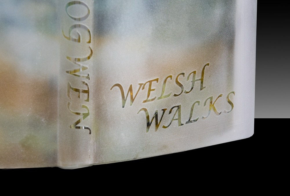 Kate Pasvol, Llyn Ogwen Book