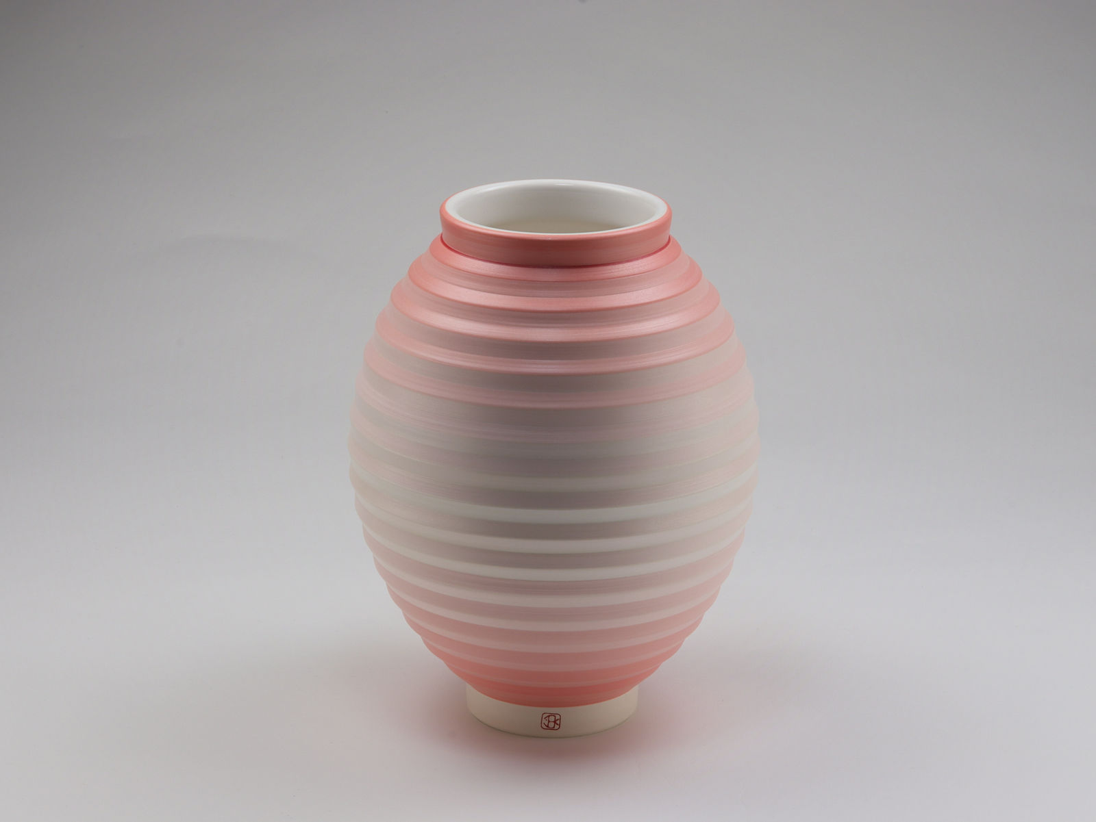 Jin Eui Kim, OPot - Moon Jar III