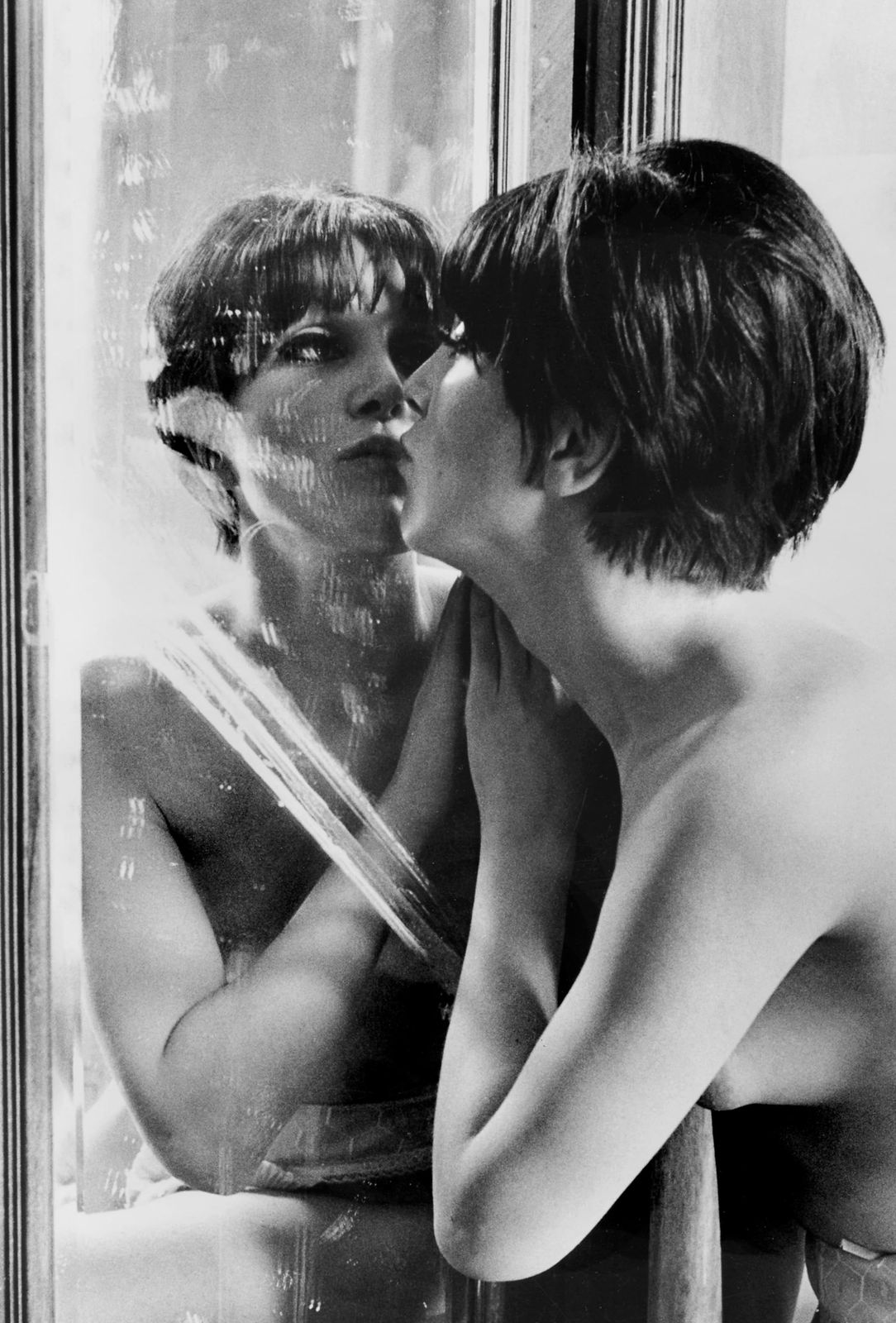 Christer Strömholm, Cynthia in mirror, Paris, 1966