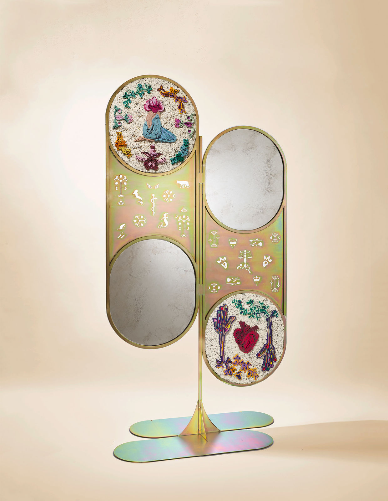 Marta Figueiredo, I go to the depths of the ocean within the body of a woman, 2023