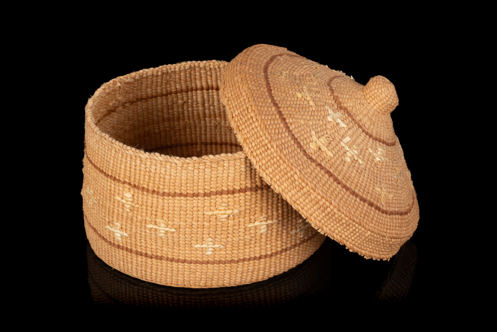 ISABEL RORICK (1955-) HAIDA, OLD MASSET, HAIDA GWAII, Winter Solstice (Snowflake Design Rattle Top Basket), c. 2011