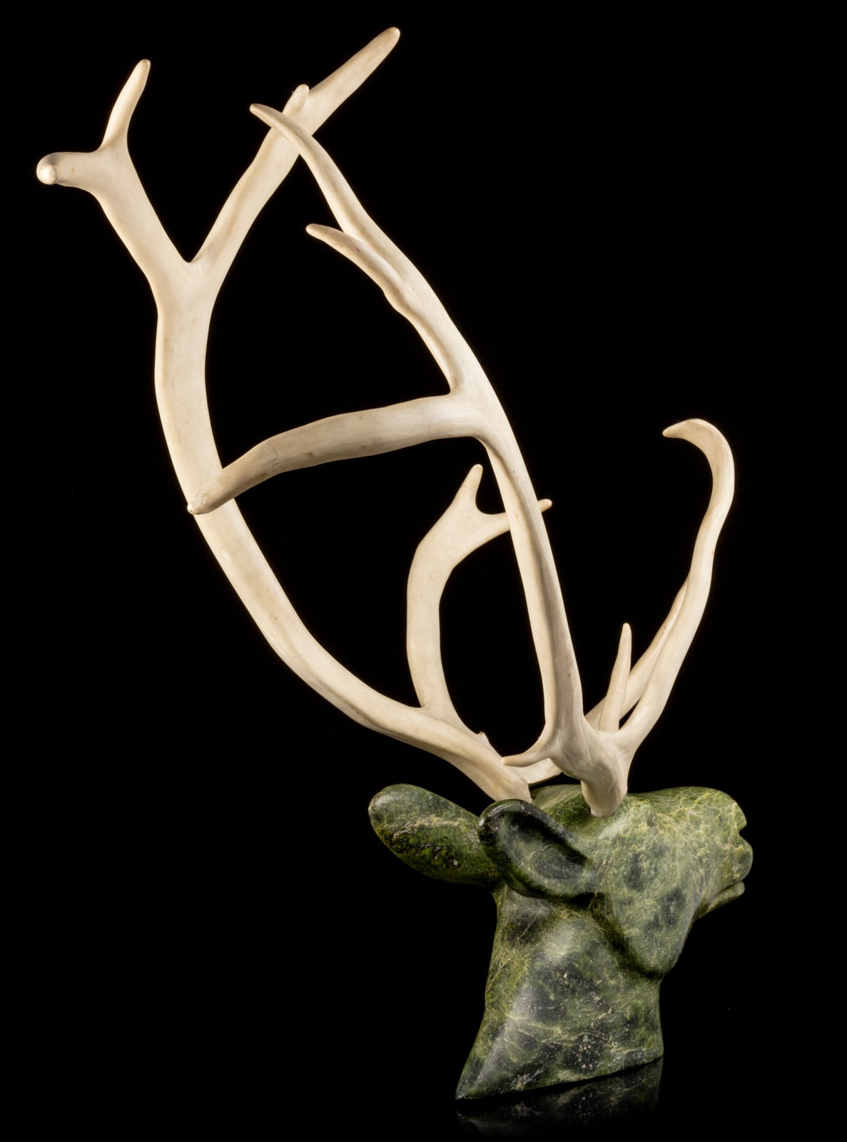 OSUITOK IPEELEE, R.C.A. (1922-2005) KINNGAIT (CAPE DORSET), Caribou Head Emerging from Water, c. early 1980s