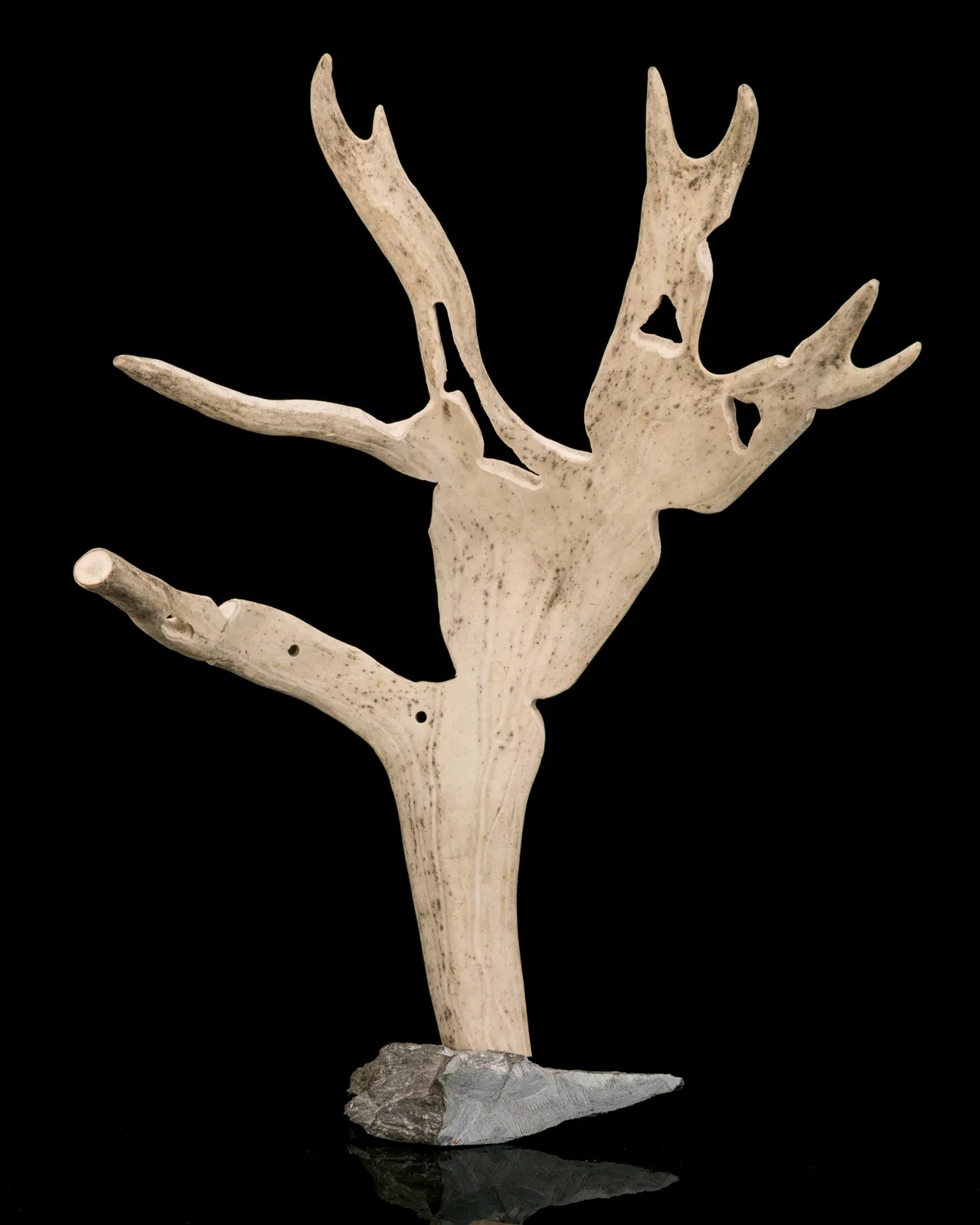 LUKE ANOWTALIK (1932-2006) ARVIAT (ESKIMO POINT), Community, c. 1990