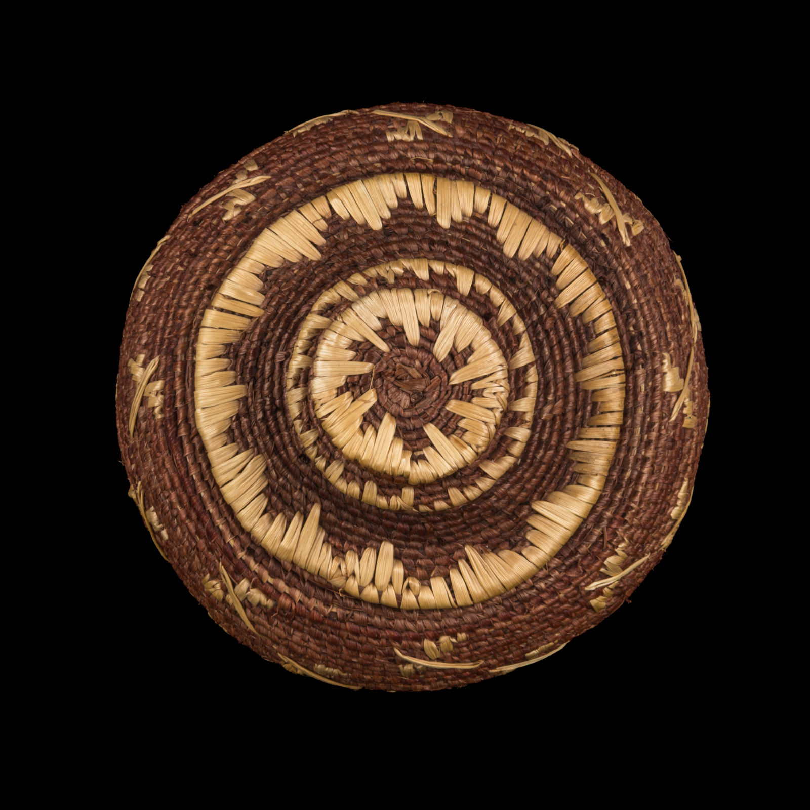 Attributed to NEVA MATHIAS (1958- ) CUP’IK, CHEVAK, ALASKA, Woven Lidded Basket with Dragonfly Design, c. 2000