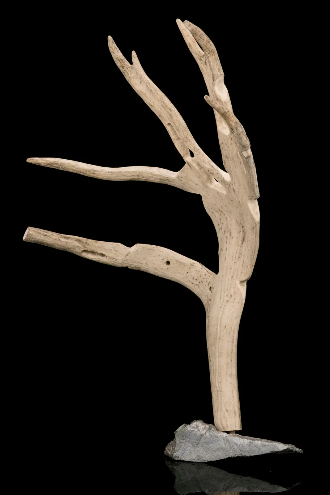 LUKE ANOWTALIK (1932-2006) ARVIAT (ESKIMO POINT), Community, c. 1990