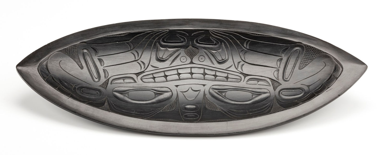 UNIDENTIFIED HAIDA ARTIST, Platter, c. 1890