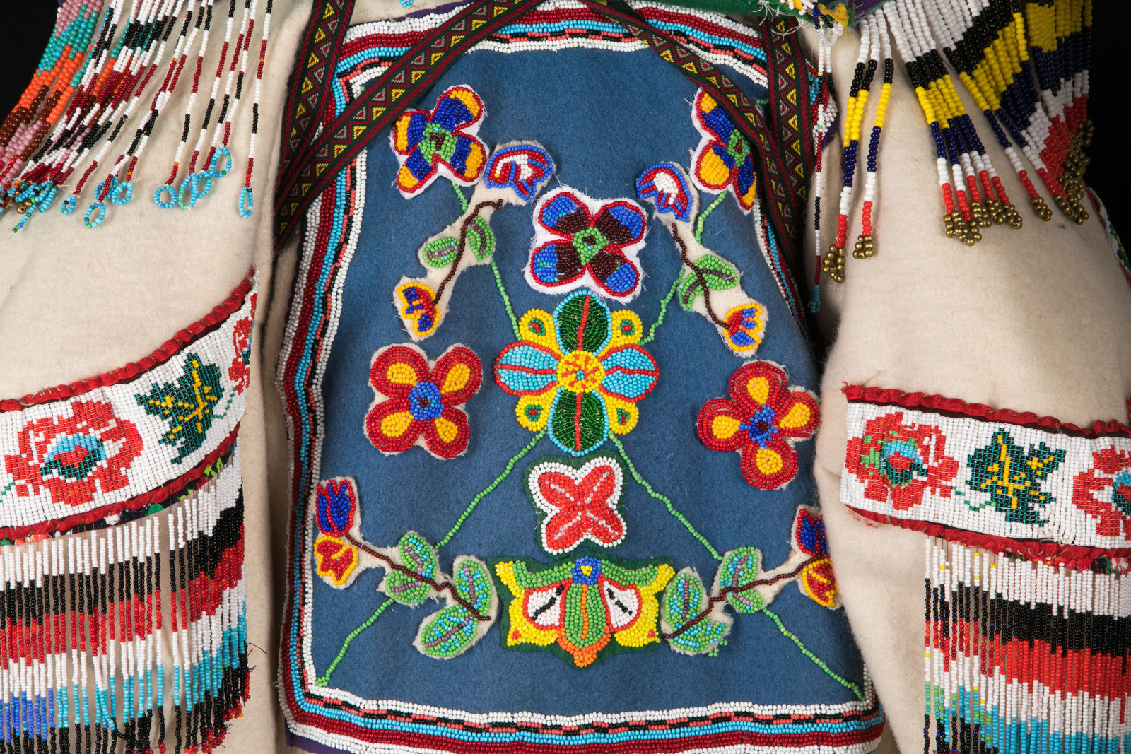 MELANIE KINNIKSIE, ARVIAT (ESKIMO POINT), Beaded Amautiq, 2002