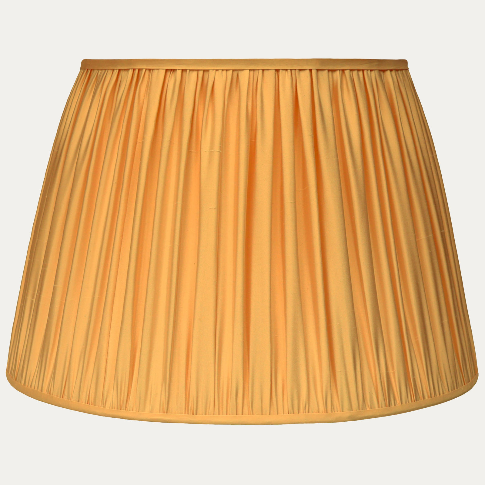 Taffetas Ninon 5246 Silk Pembroke Lampshade